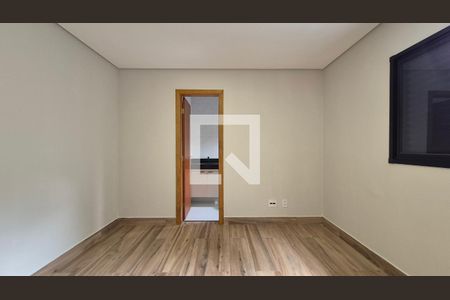 Suíte  de casa para alugar com 2 quartos, 175m² em Jardim das Maravilhas, Santo André