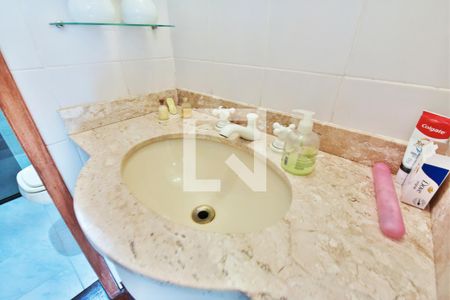 lavabo / banheiro de apartamento à venda com 3 quartos, 136m² em Pinheiros, São Paulo