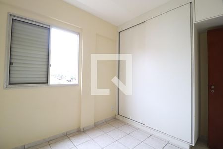 Quarto 1 de apartamento para alugar com 3 quartos, 73m² em Santa Maria, Uberlândia