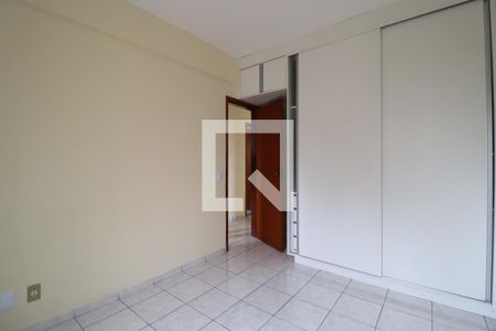 Quarto 2 de apartamento para alugar com 3 quartos, 73m² em Santa Maria, Uberlândia