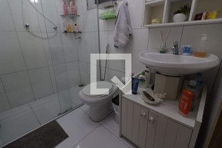 Banheiro da Suíte 1 de casa à venda com 3 quartos, 224m² em Vila Osasco, Osasco