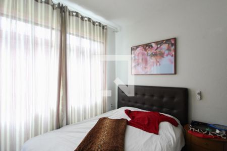 Suíte de casa à venda com 3 quartos, 360m² em Floramar, Belo Horizonte