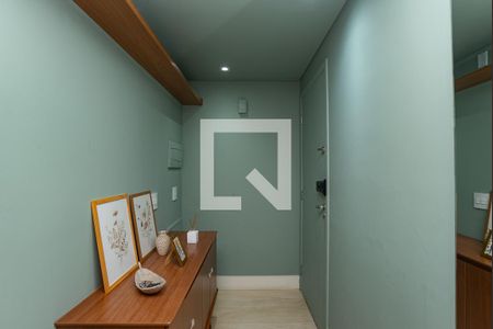 Hall de apartamento à venda com 2 quartos, 80m² em Alto de Pinheiros, São Paulo