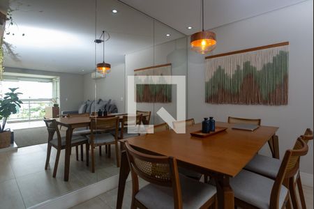 Sala de apartamento à venda com 2 quartos, 80m² em Alto de Pinheiros, São Paulo