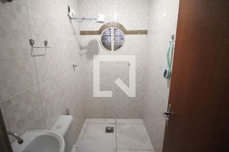 Banheiro de casa à venda com 1 quarto, 100m² em Itaipu, Contagem