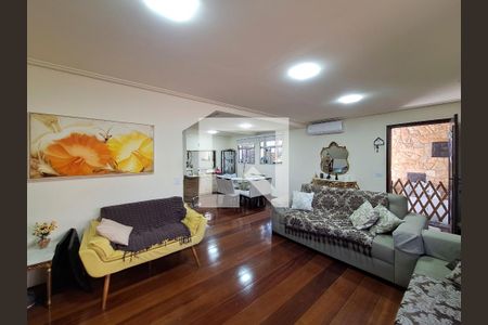 Sala de casa à venda com 5 quartos, 500m² em Vila Dom Pedro Ii, São Paulo