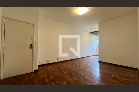 Sala de apartamento à venda com 3 quartos, 110m² em Carmo, Belo Horizonte