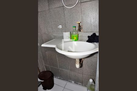 Detalhe - Banheiro Social de kitnet/studio para alugar com 1 quarto, 20m² em Jardim Peri, São Paulo