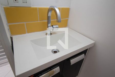 Banheiro  de kitnet/studio para alugar com 1 quarto, 25m² em Jardim Sao Ricardo, São Paulo