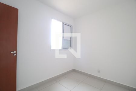 Quarto 1 de apartamento para alugar com 2 quartos, 51m² em Novo Mundo, Uberlândia