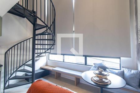 Sala/Cozinha de apartamento para alugar com 1 quarto, 39m² em Água Verde, Curitiba