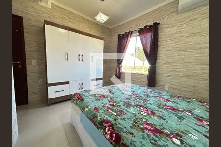 Suíte de casa para alugar com 3 quartos, 145m² em Armação, Florianópolis