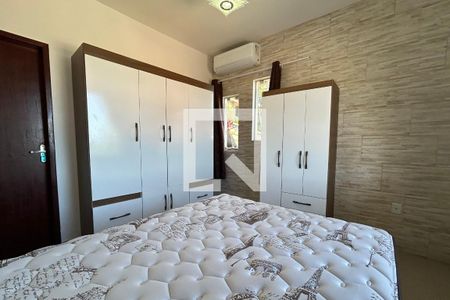 Quarto 1 de casa para alugar com 3 quartos, 145m² em Armação, Florianópolis