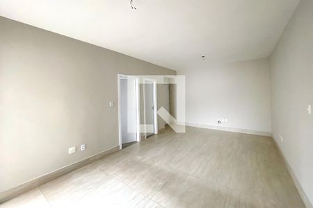 Sala de apartamento para alugar com 3 quartos, 105m² em Buritis, Belo Horizonte