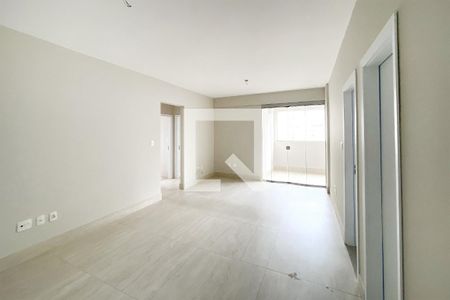 Sala de apartamento para alugar com 3 quartos, 105m² em Buritis, Belo Horizonte