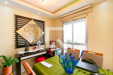 Sala de apartamento à venda com 3 quartos, 61m² em Vila Antonieta, São Paulo