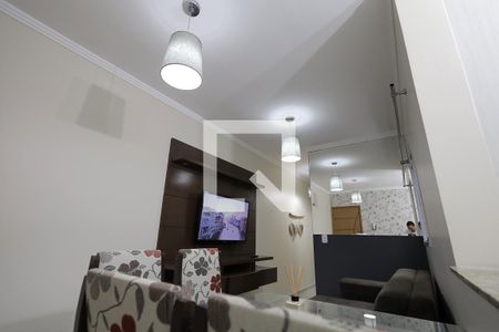 Sala de apartamento para alugar com 2 quartos, 50m² em Jardim Santo Antônio, Santo André