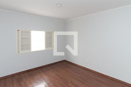 Quarto 2 de casa para alugar com 2 quartos, 187m² em Vila Mazzei, São Paulo