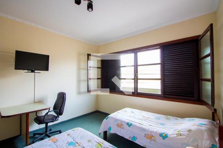 Quarto 1 de casa à venda com 2 quartos, 279m² em Jardim Progresso, Santo André