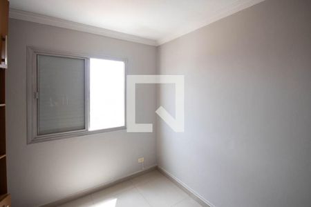 Quarto 1 - Armários de apartamento para alugar com 2 quartos, 65m² em Vila Nivi, São Paulo