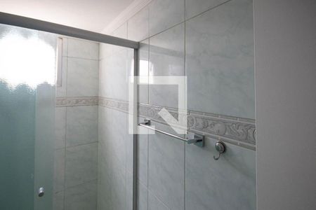 Banheiro 1 de apartamento para alugar com 2 quartos, 65m² em Vila Nivi, São Paulo