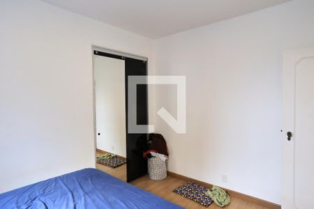 Quarto de apartamento à venda com 3 quartos, 123m² em Colégio Batista, Belo Horizonte