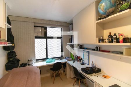 Quarto 1 de apartamento à venda com 3 quartos, 153m² em Ingá, Niterói