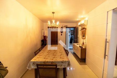 Sala de apartamento à venda com 3 quartos, 153m² em Ingá, Niterói