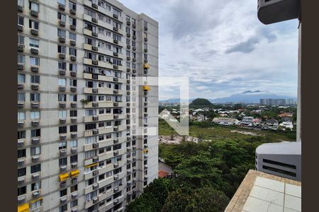 Vista  de apartamento para alugar com 2 quartos, 55m² em Barra da Tijuca, Rio de Janeiro