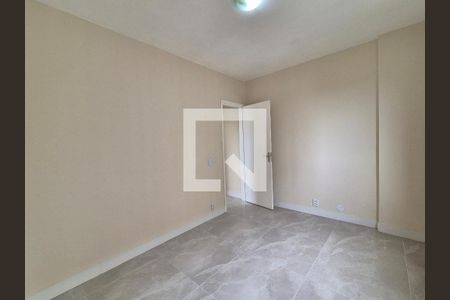 Quarto  de apartamento para alugar com 2 quartos, 55m² em Barra da Tijuca, Rio de Janeiro