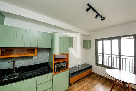 Sala e Cozinha de apartamento para alugar com 1 quarto, 29m² em Vila Graciosa, São Paulo