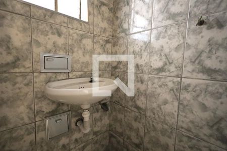 Banheiro 1 de casa à venda com 3 quartos, 172m² em Jardim Utinga, Santo André