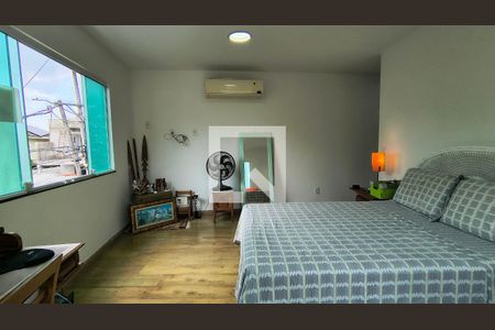 Suíte  de casa de condomínio à venda com 3 quartos, 200m² em Vargem Pequena, Rio de Janeiro