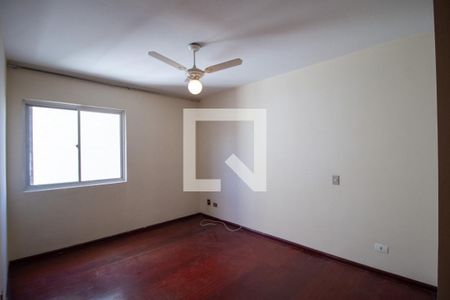 Suite  de apartamento para alugar com 3 quartos, 145m² em Centro, Sorocaba