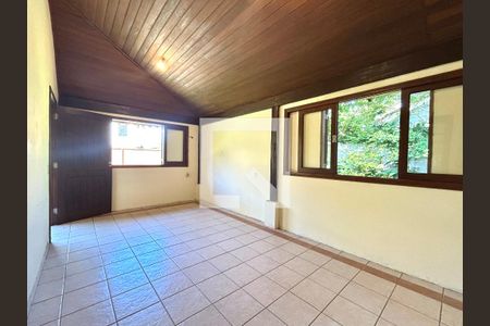 Quarto 1 de casa para alugar com 3 quartos, 190m² em Rio Tavares, Florianópolis