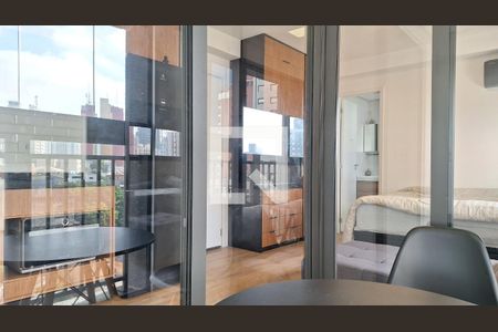 Varanda de kitnet/studio para alugar com 1 quarto, 26m² em Perdizes, São Paulo
