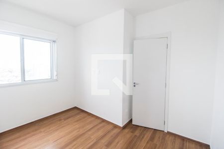 Quarto 1 de apartamento para alugar com 2 quartos, 42m² em Jardim Planalto, Carapicuíba