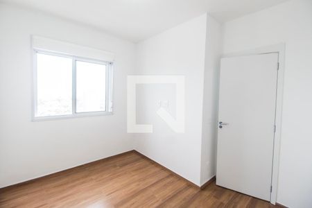 Quarto 1 de apartamento para alugar com 2 quartos, 42m² em Jardim Planalto, Carapicuíba
