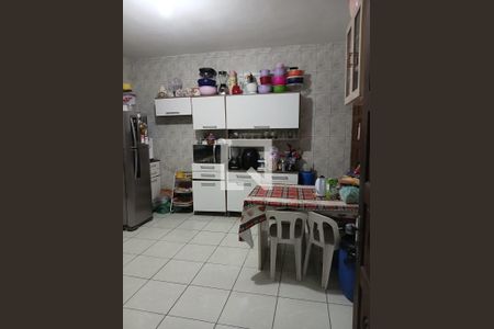 Foto 12 de casa à venda com 4 quartos, 333m² em Jardim Maria Rosa, Taboão da Serra