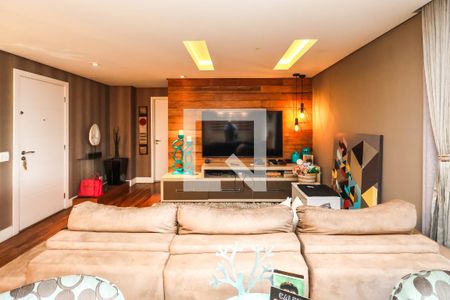 Sala de apartamento à venda com 3 quartos, 137m² em Vila Gumercindo, São Paulo