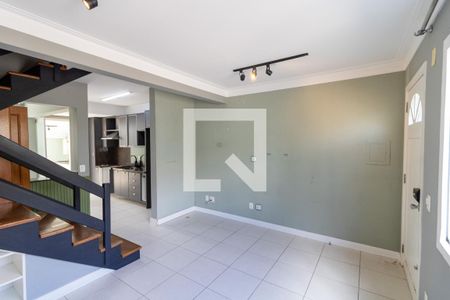 Sala de casa de condomínio para alugar com 2 quartos, 80m² em Cavalhada, Porto Alegre