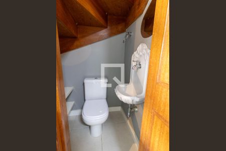 Lavabo de casa de condomínio para alugar com 2 quartos, 80m² em Cavalhada, Porto Alegre