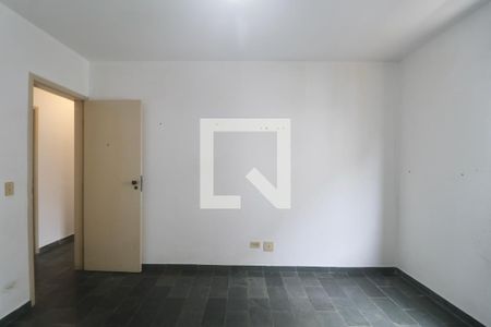 Quarto de apartamento para alugar com 2 quartos, 70m² em Jardim Las Palmas, Guarujá