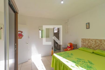 Suíte de casa à venda com 3 quartos, 77m² em Estância Velha, Canoas