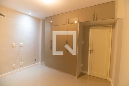 Quarto 1 de apartamento à venda com 3 quartos, 108m² em Ingá, Niterói