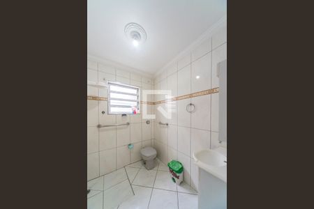 Banheiro Social de casa à venda com 3 quartos, 90m² em Jardim Itapoan, Santo André