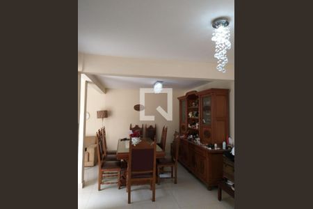 Foto 21 de casa à venda com 3 quartos, 200m² em Vila Emir, São Paulo