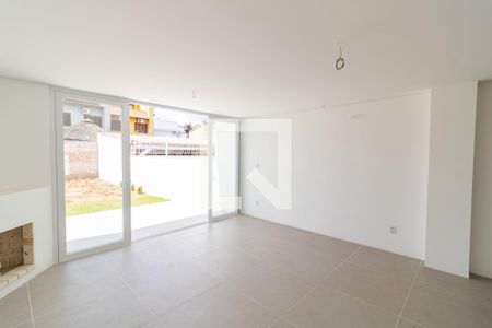 Sala de casa à venda com 3 quartos, 180m² em Ipanema, Porto Alegre