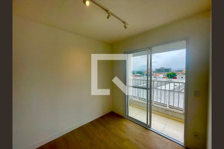 Sala de apartamento para alugar com 2 quartos, 47m² em Vila Itapegica, Guarulhos