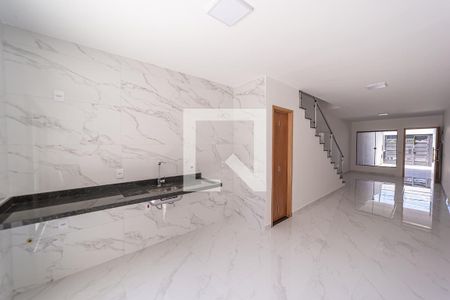 Cozinha de casa à venda com 3 quartos, 115m² em Cidade Antônio Estêvão de Carvalho, São Paulo